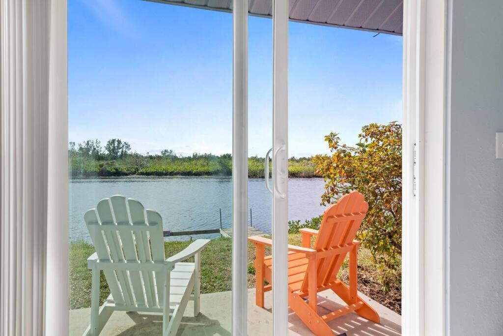 Apartment Beautiful Waterfront 1 Bedroom #3 Punta Gorda