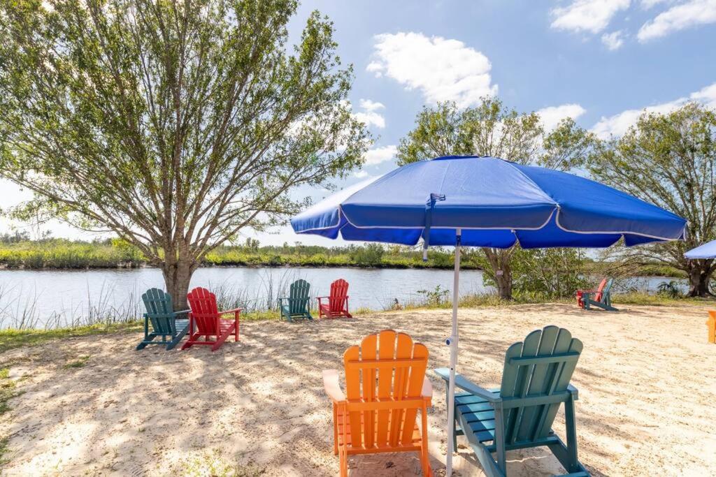 Apartment Beautiful Waterfront 1 Bedroom #3 Punta Gorda