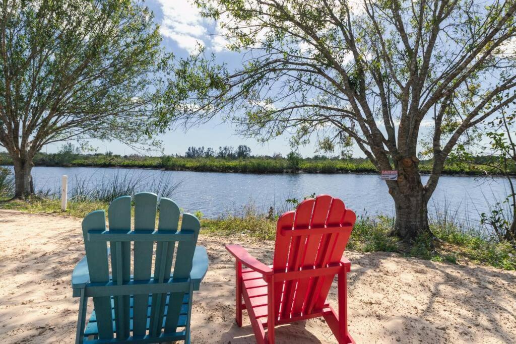 Apartment Beautiful Waterfront 1 Bedroom #3