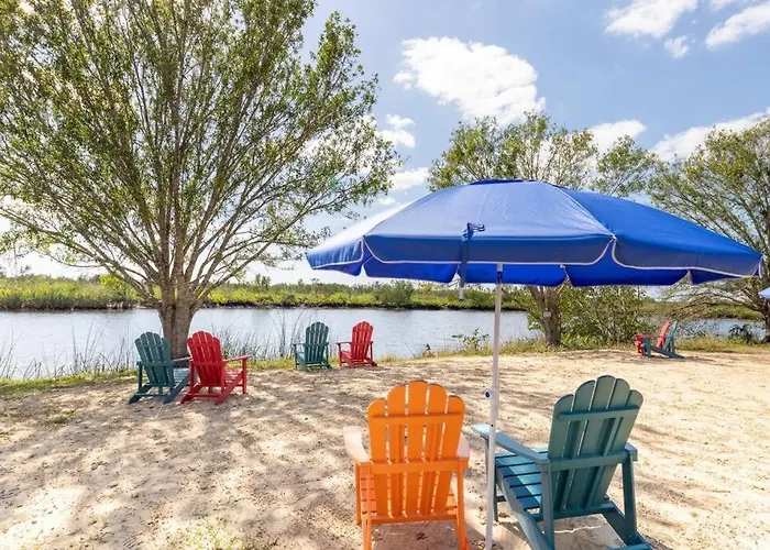 Beautiful Waterfront 1 Bedroom #3